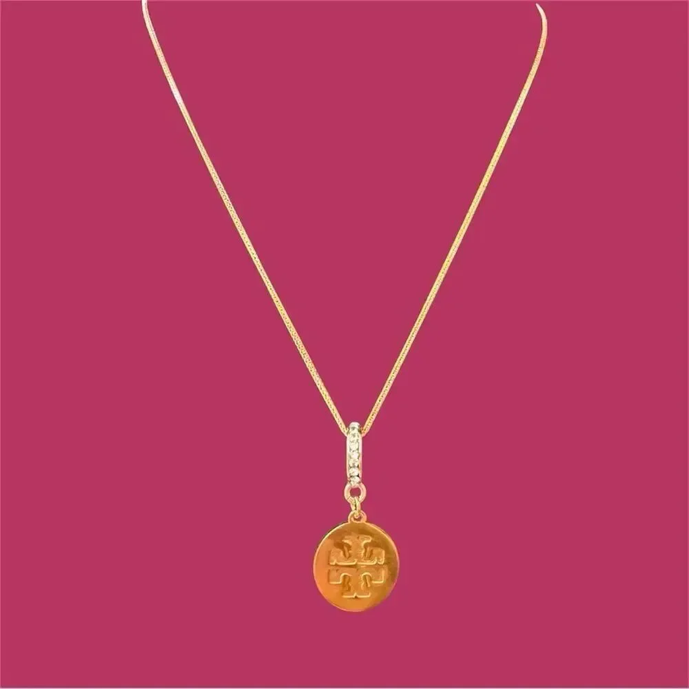 TORY BURCH 18K GOLD LOGO CHARM ITALY CHAIN NECKLACE